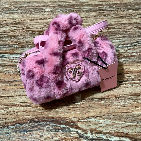 Juicy Couture - Picture 12 of 13